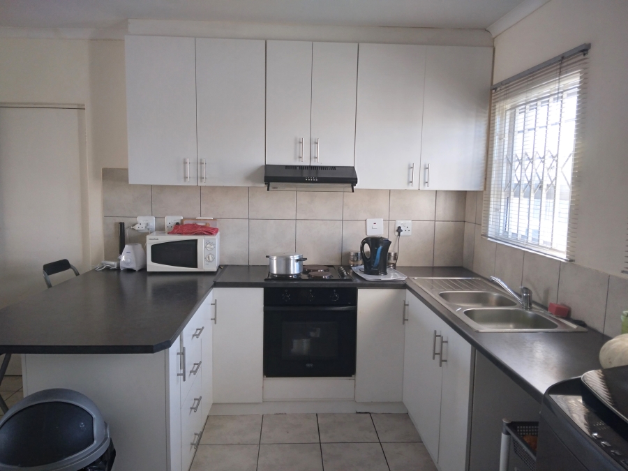 3 Bedroom Property for Sale in Stratford Green Western Cape